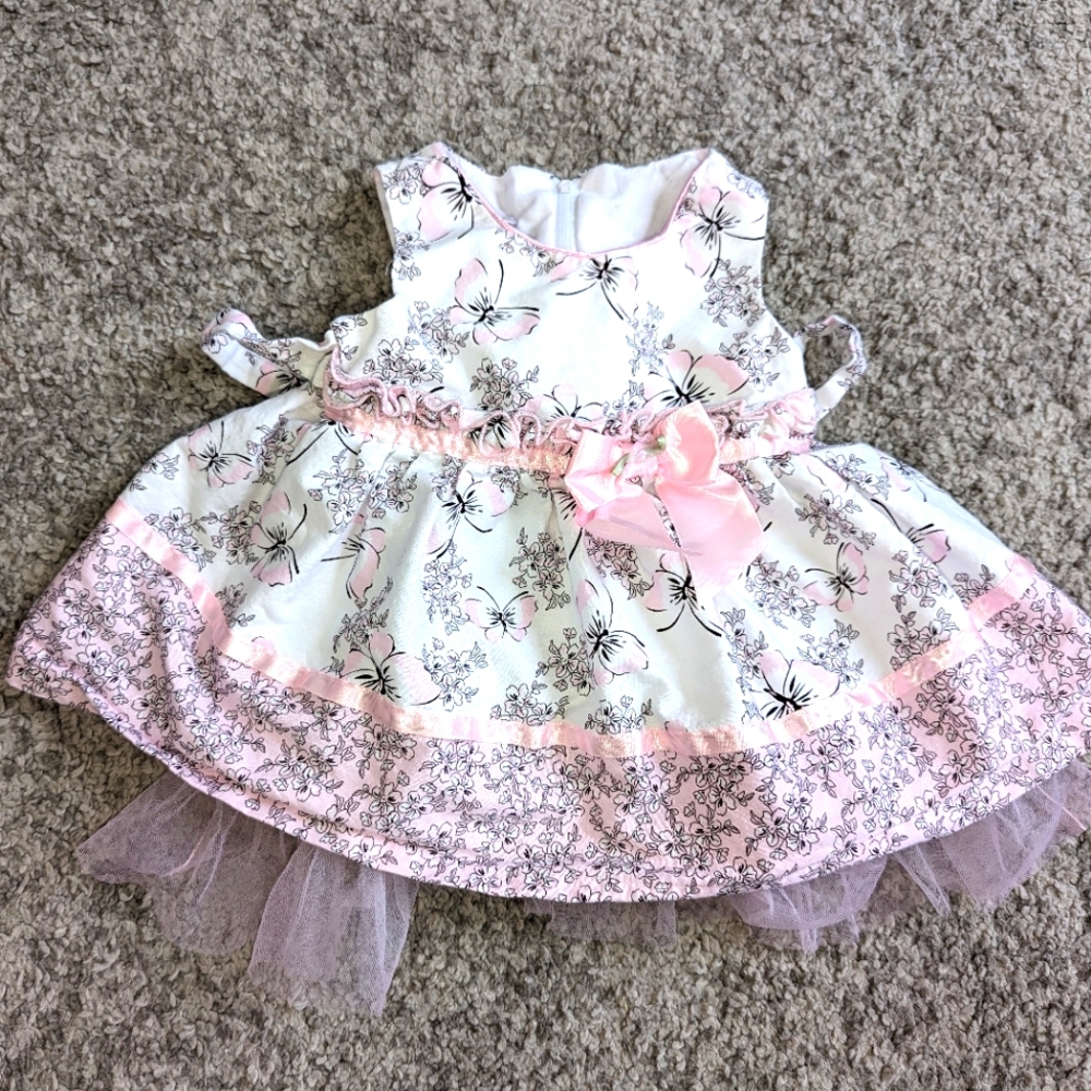 IRIS & IVY baby girl dress. 3-6 months. Pink & white. EUC.